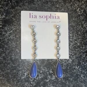 ▶️ Lia Sophia ◀️ "Oceane" Genuine Lapis Earings. Silver Tone